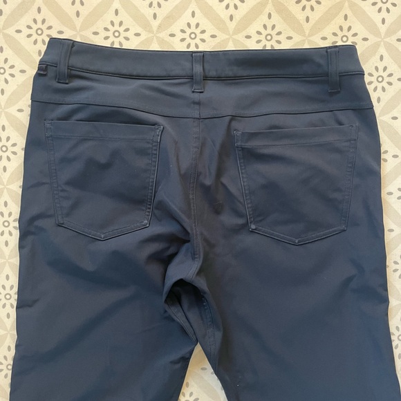 lululemon ABC pant classic size 30” waist x 34” length classic navy - Picture 7 of 7